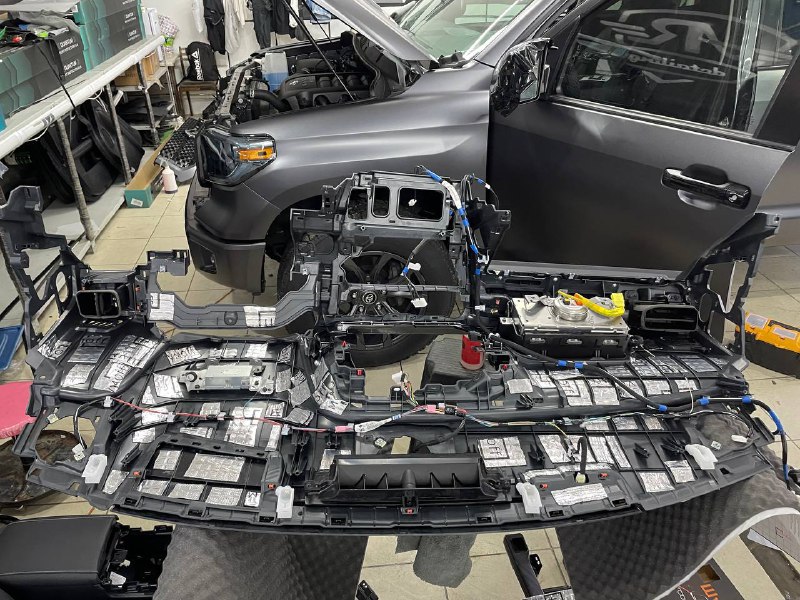 Торпедо шумоизоляция Lexus NX 